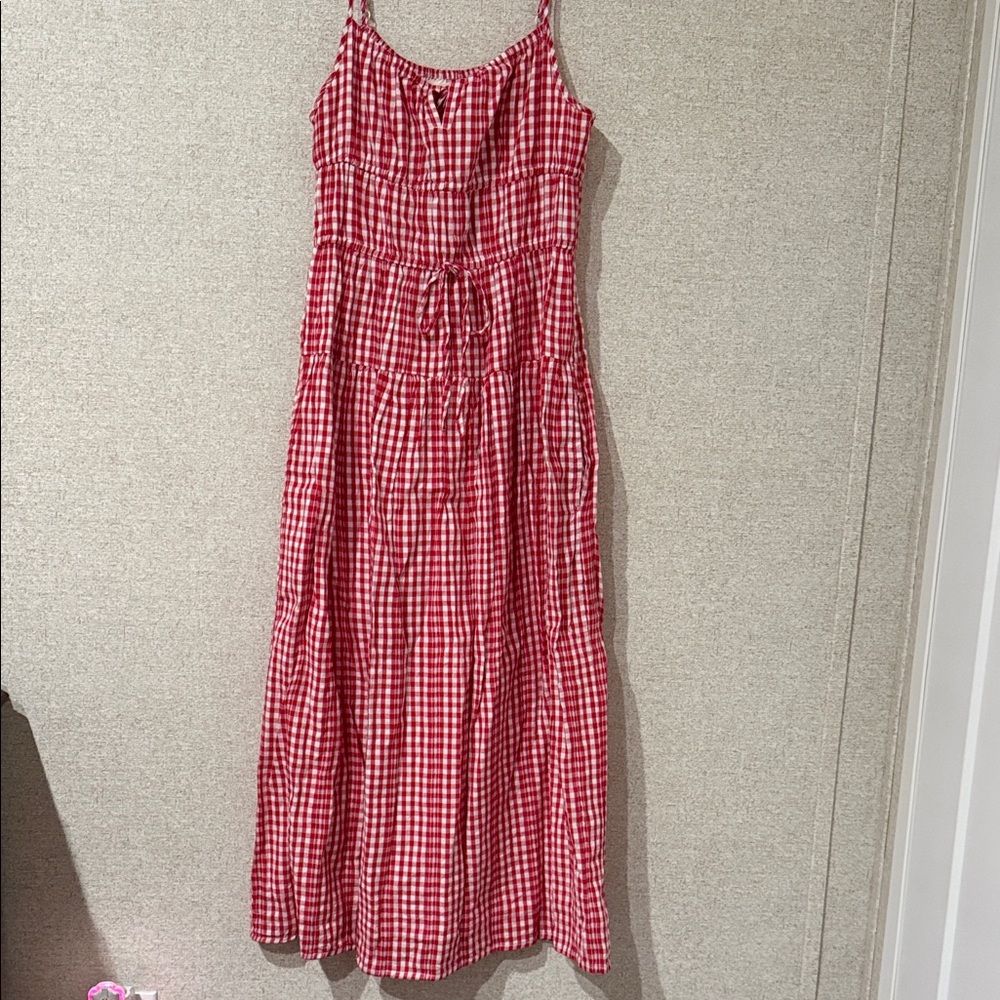 Elegant Red Checkered Maxi Dress